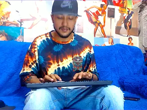 dazo vnzl12 online show from October 18, 2025, 1:35 pm