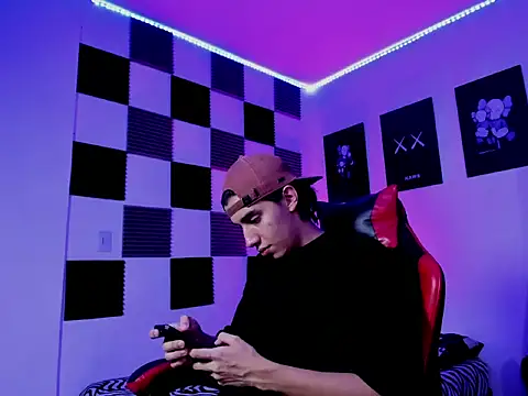 Snapshot of jeycobb chatting on November 20, 2025, 11:03 pm jeycobb online show from November 20, 2025, 11:03 pm