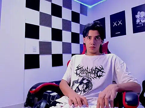 Snapshot of jeycobb chatting on January 17, 2026, 11:25 am jeycobb online show from January 17, 2026, 11:25 am