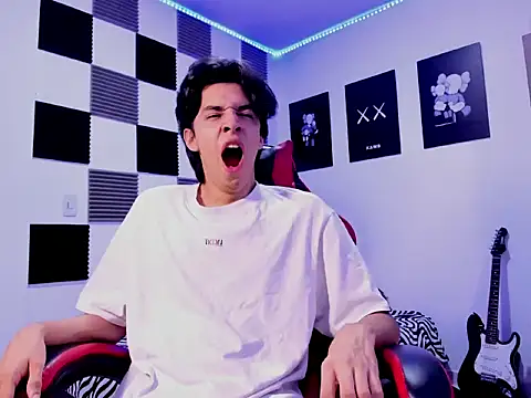 Snapshot of jeycobb chatting on November 3, 2025, 12:09 pm jeycobb online show from November 3, 2025, 12:09 pm