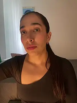 SabrinaEvanss  online show from April 22, 2026, 7:31 pm