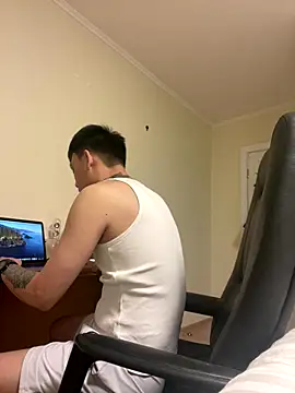 Snapshot of latava chatting on October 10, 2025, 4:30 pm latava online show from October 10, 2025, 4:30 pm