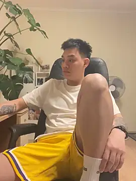 Snapshot of latava chatting on October 19, 2025, 4:54 pm latava online show from October 19, 2025, 4:54 pm