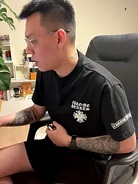 latava online show from December 4, 2025, 4:39 pm