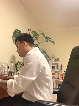 Snapshot of latava chatting on October 15, 2025, 3:53 pm latava online show from October 15, 2025, 3:53 pm