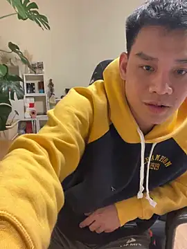 Snapshot of latava chatting on October 27, 2025, 6:09 pm latava online show from October 27, 2025, 6:09 pm