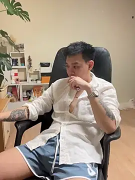 Snapshot of latava chatting on October 28, 2025, 5:12 pm latava online show from October 28, 2025, 5:12 pm