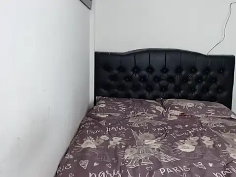 linnaskinyy online show from December 18, 2025, 4:39 am