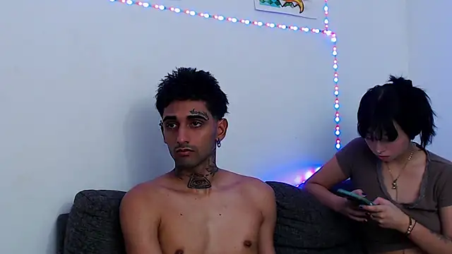 sombralovers online show from November 10, 2025, 2:11 pm