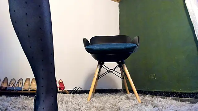 Velourmuse online show from November 6, 2025, 12:14 am