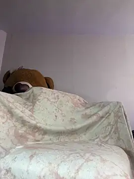 Bitchiitaa online show from July 26, 2026, 4:47 pm