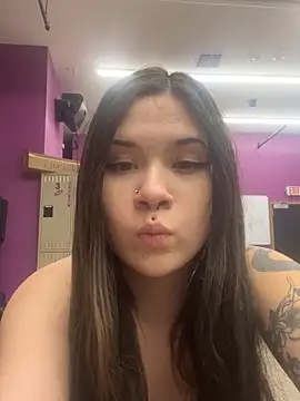 Jynx420friendly online show from May 24, 2026, 9:36 pm