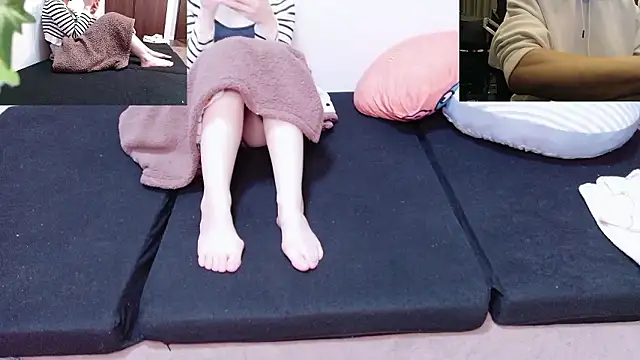 Snapshot of Mr_MatchApp_Jr chatting on October 31, 2025, 12:24 pm Mr MatchApp Jr online show from October 31, 2025, 12:24 pm