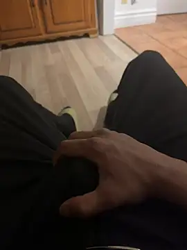 Snapshot of 4dagals chatting on April 10, 2026, 3:57 am 4dagals online show from April 10, 2026, 3:57 am