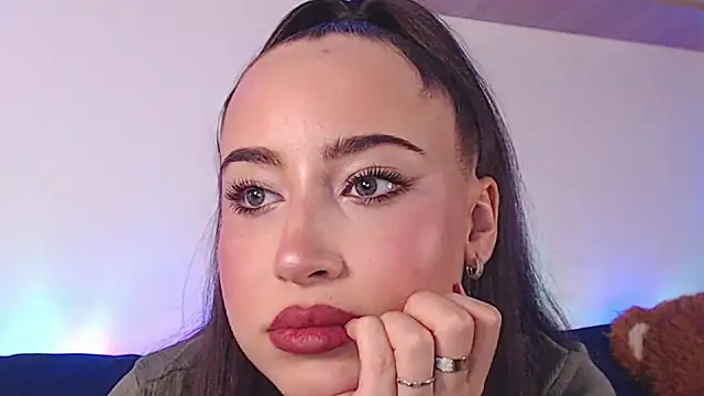 adacgrey online show from November 12, 2025, 5:06 pm