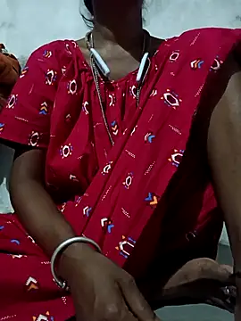 Hotty-romi3 online show from October 16, 2025, 1:19 pm