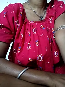 Hotty-romi3 online show from November 7, 2025, 4:39 am