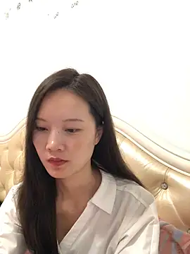 Mile-m online show from April 6, 2026, 11:11 am