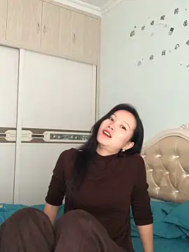 Mile-m online show from October 19, 2025, 6:27 am