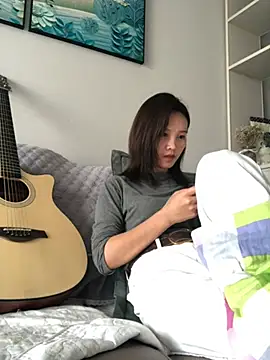 Mile-m online show from April 23, 2026, 9:05 am