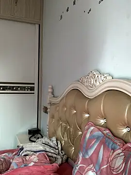 Mile-m online show from January 16, 2026, 6:06 am