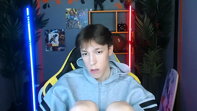 Snapshot of MarkBranston chatting on November 10, 2025, 10:53 am MarkBranston online show from November 10, 2025, 10:53 am