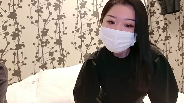 Kurose Hana online show from October 4, 2025, 6:15 am