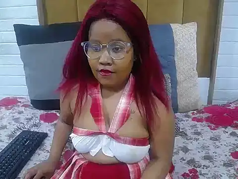 Snapshot of ChubbyMigetxx chatting on October 10, 2025, 6:14 am ChubbyMigetxx online show from October 10, 2025, 6:14 am