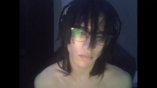 Snapshot of ravenscythe_ chatting on October 6, 2025, 10:54 pm ravenscythe online show from October 6, 2025, 10:54 pm