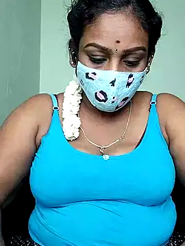 Snapshot of tamil_Monisha chatting on October 15, 2025, 5:39 am tamil Monisha online show from October 15, 2025, 5:39 am