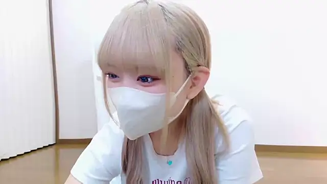 Snapshot of Rinka_Icup_xx chatting on October 27, 2025, 11:00 am Rinka Icup xx online show from October 27, 2025, 11:00 am