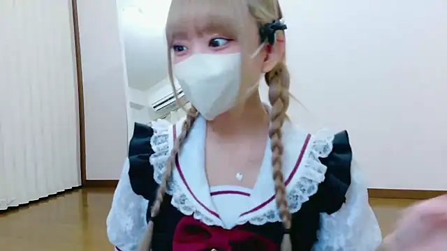 Snapshot of Rinka_Icup_xx chatting on October 24, 2025, 1:32 pm Rinka Icup xx online show from October 24, 2025, 1:32 pm