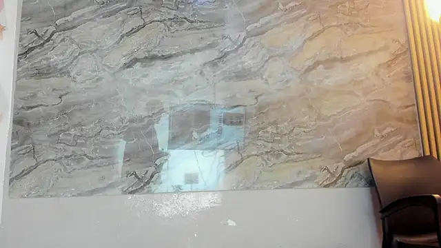 COMPTON 01 online show from November 7, 2025, 3:55 am