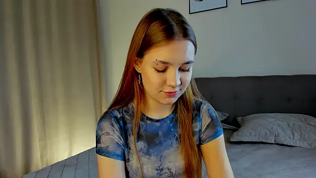 MarindaRuud online show from October 20, 2025, 11:33 am