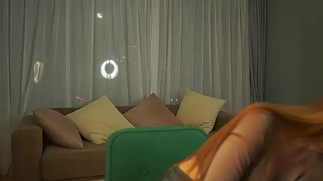 MarindaRuud online show from October 13, 2025, 1:34 pm