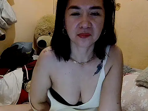 KissHott online show from February 19, 2026, 1:30 pm