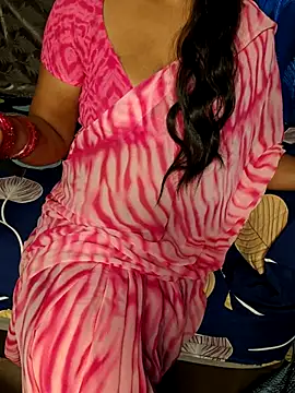 Snapshot of Indian_Leenarani chatting on October 10, 2025, 6:14 am Indian Leenarani online show from October 10, 2025, 6:14 am