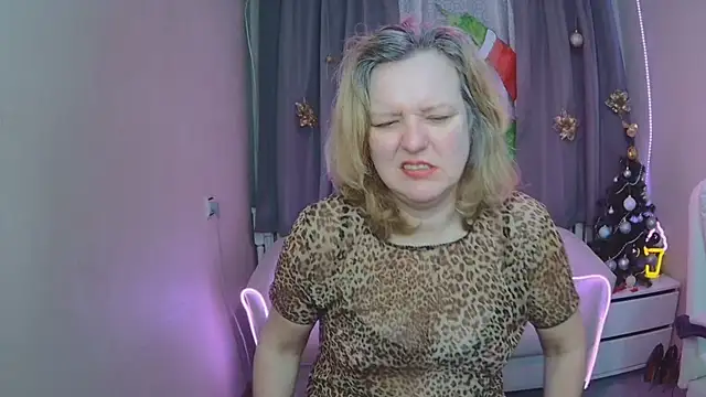 VestaWoody online show from December 18, 2025, 7:24 am