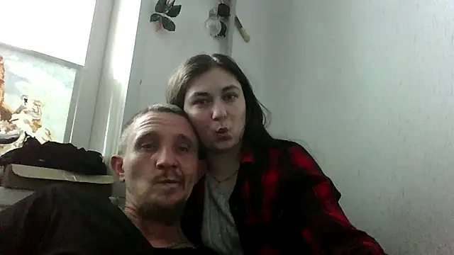 Snapshot of Twolatte1520 chatting on March 18, 2026, 9:34 am Twolatte1520 online show from March 18, 2026, 9:34 am