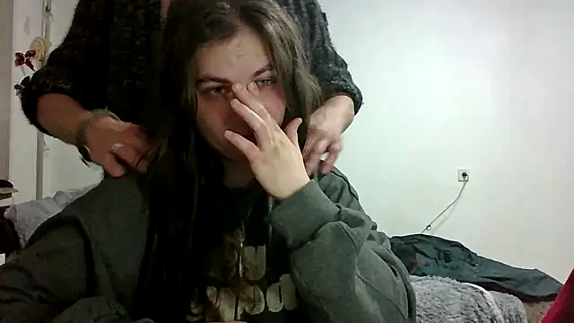 Snapshot of Twolatte1520 chatting on April 15, 2026, 7:58 pm Twolatte1520 online show from April 15, 2026, 7:58 pm