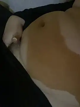 Snapshot of Bionda19 chatting on April 12, 2026, 5:16 pm Bionda19 online show from April 12, 2026, 5:16 pm