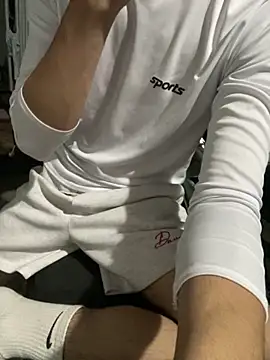 Snapshot of Wuza-H chatting on November 22, 2025, 8:18 pm Wuza-H online show from November 22, 2025, 8:18 pm