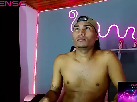 Snapshot of Matias_rangel chatting on October 4, 2025, 10:06 am Matias rangel online show from October 4, 2025, 10:06 am