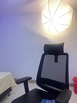 Snapshot of Sam_Clark chatting on November 11, 2025, 3:34 am Sam Clark online show from November 11, 2025, 3:34 am