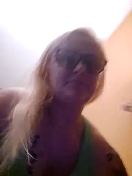 Snapshot of NieMaJazdyBezGwiazdy7883 chatting on October 17, 2025, 5:59 pm NieMaJazdyBezGwiazdy7883 online show from October 17, 2025, 5:59 pm