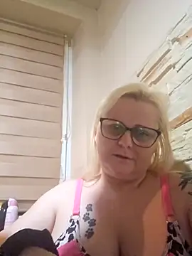 Snapshot of NieMaJazdyBezGwiazdy7883 chatting on November 16, 2025, 6:56 pm NieMaJazdyBezGwiazdy7883 online show from November 16, 2025, 6:56 pm