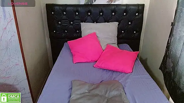 Cynthi-Sweet online show from November 28, 2025, 4:18 pm