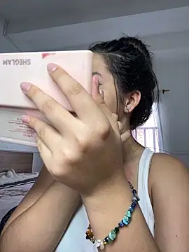 Nhefertary online show from March 13, 2026, 10:26 pm