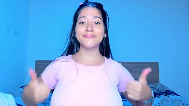 Snapshot of Nhefertary chatting on February 16, 2026, 3:27 am Nhefertary online show from February 16, 2026, 3:27 am