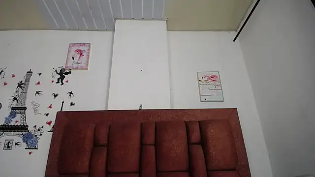 vauroraper online show from November 26, 2025, 12:16 pm